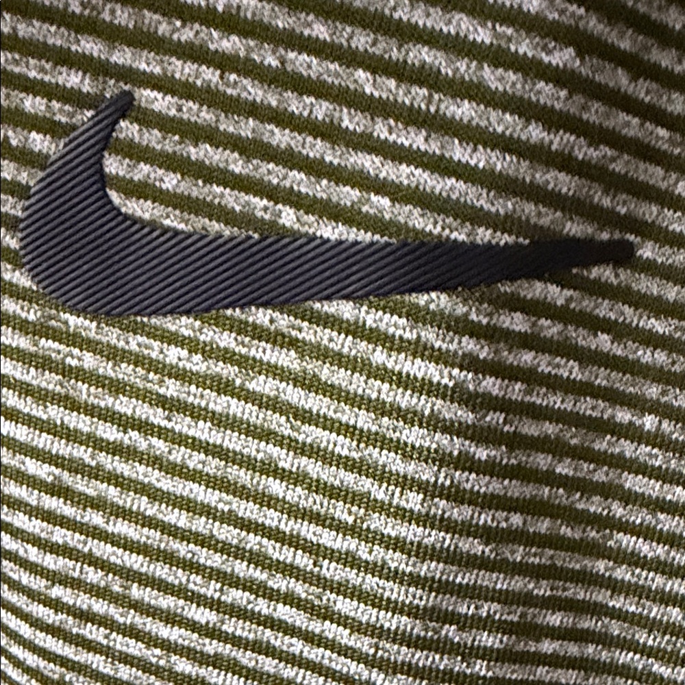Nike Men's Olive Polo Shirt - Picture 3 of 4